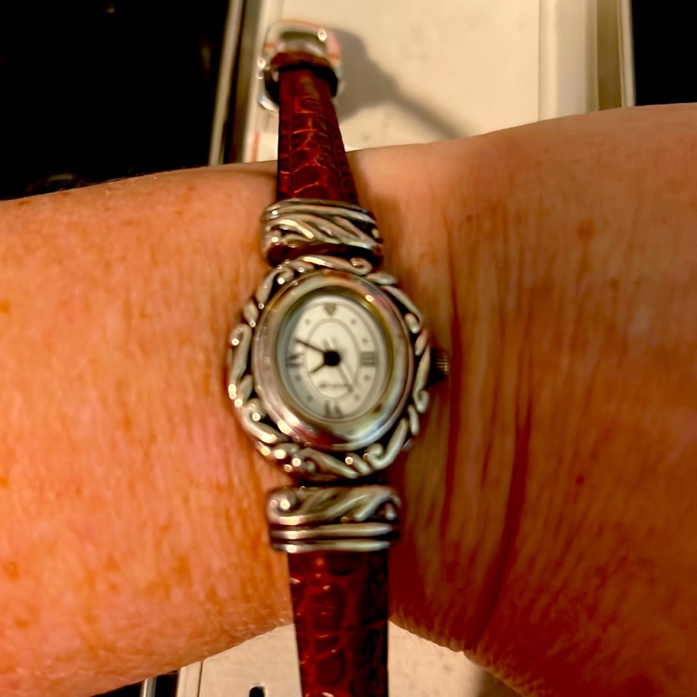 Brighton Paris Ladies reversible strap watch